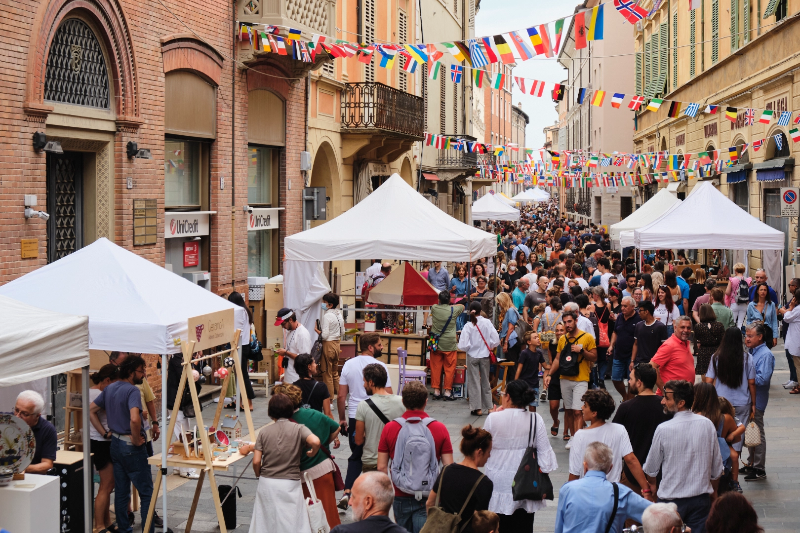 Handmade ceramics and pottery on display at Argillà Italia