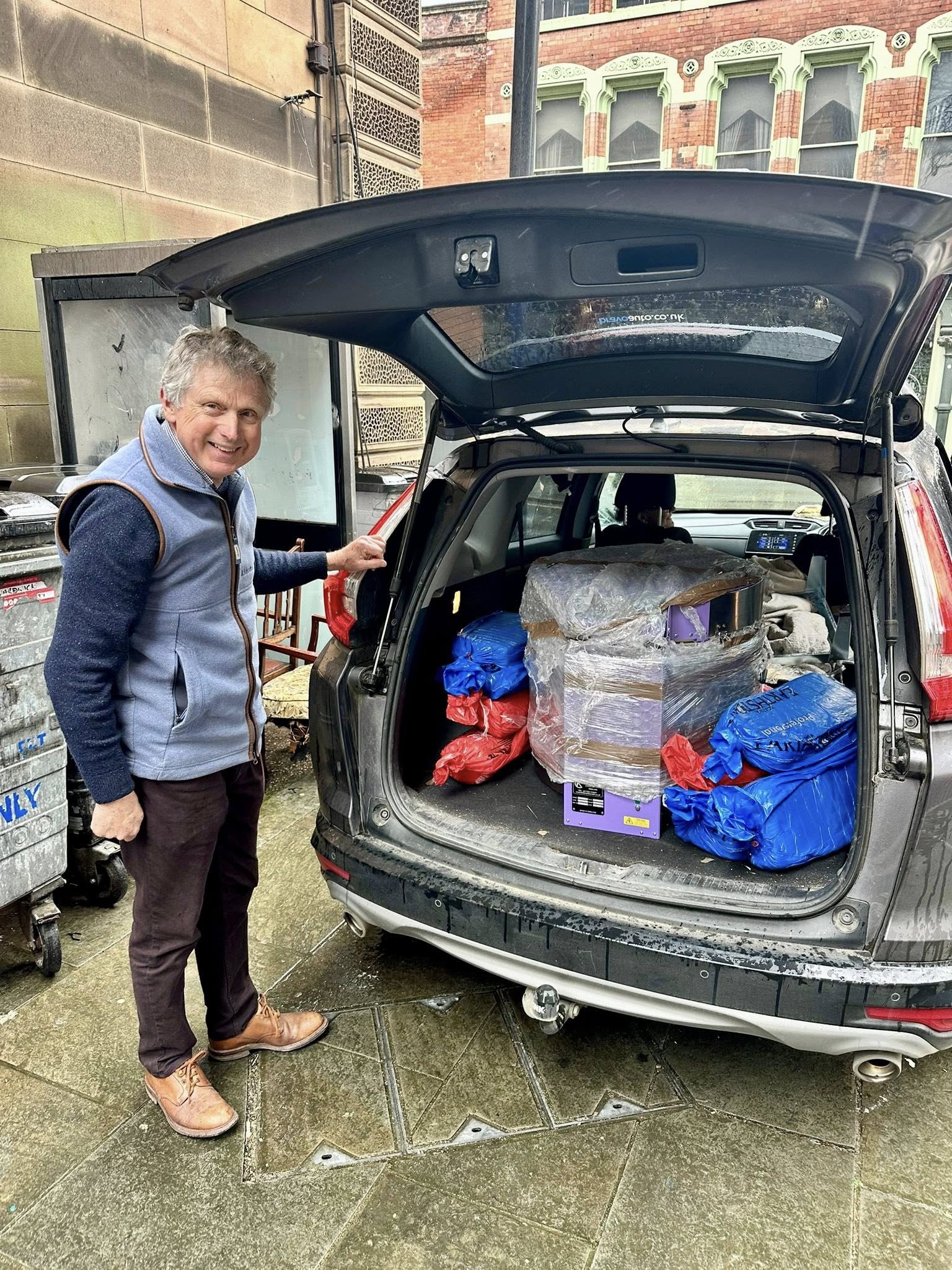 Customer collecting a kiln order from the Cromartie stand at Toasted Ceramic Fair